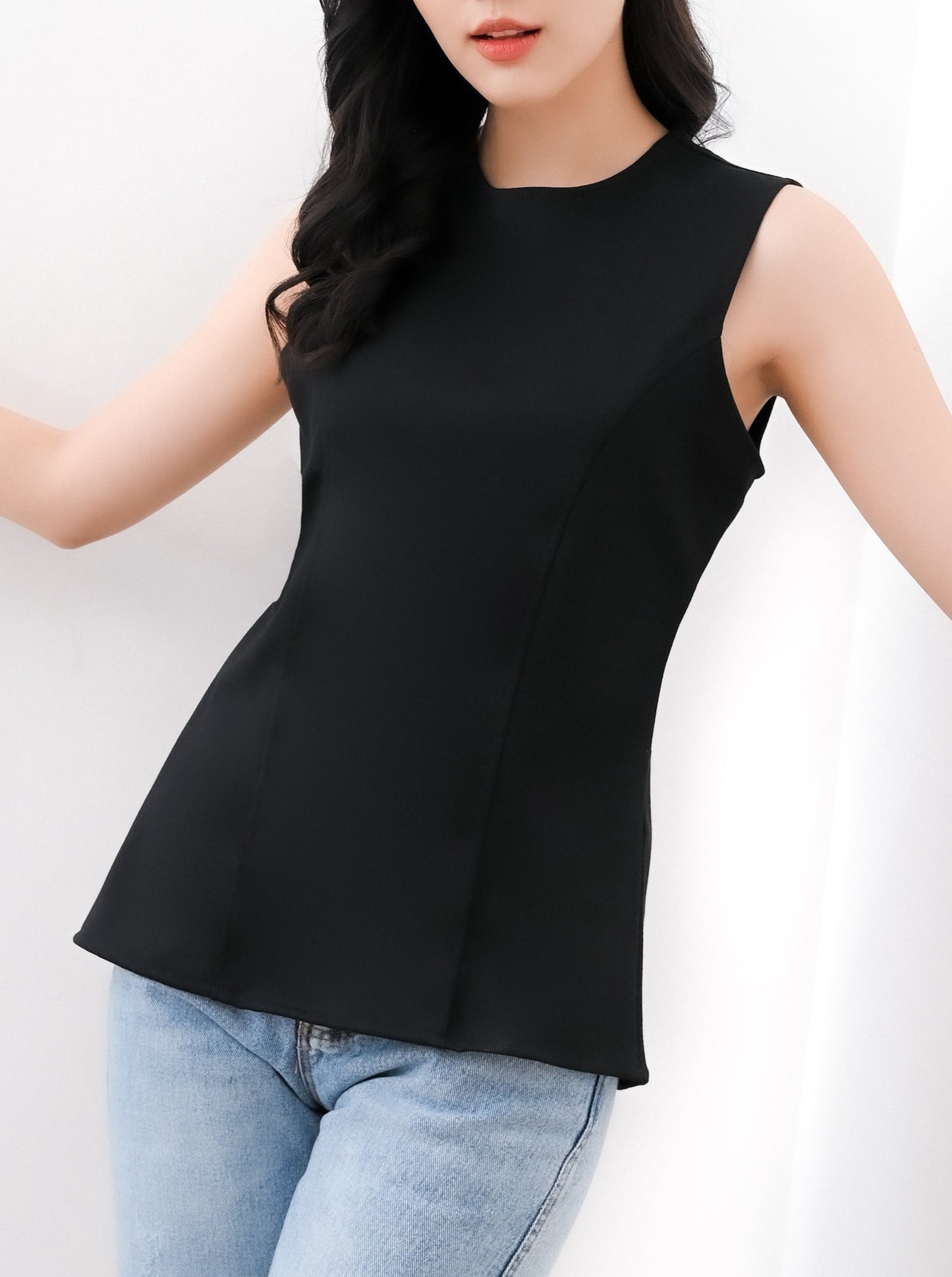 Allure Backless Top in Black